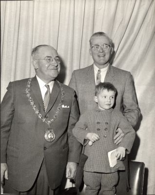 Mayor Anderson, Councillor Hart and Eric