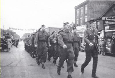 HMCS Oakville's Christening Parade - Lorne Scots