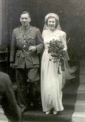 William and Margaret Sinclair on their wedding day in Surrey, England, 1943