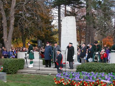 Remembrance Day 2005, George’s Square. The Oakville cenotaph was erected (1924) to commemorate those who had fallen in the First World War. Additional benches were added (1957) to honour those who had given their lives in the Second World War.