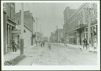 Front Street, Trenton, ON