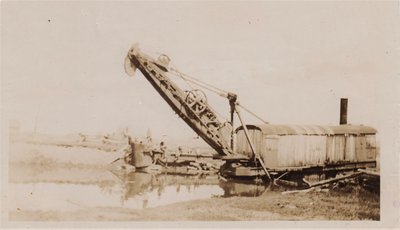 Crane at the North Russell shale pit