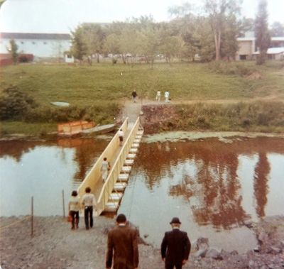 Un pont temporaire