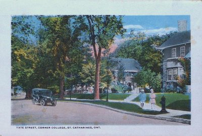 Souvenir Folder of St. Catharines: Yates and College Streets