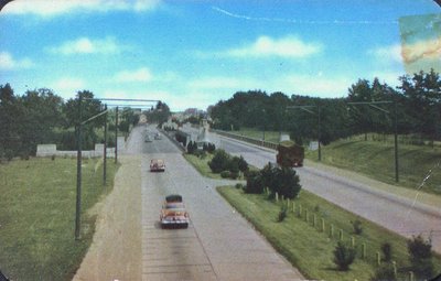 The Queen Elizabeth Way Bridge over the Henley