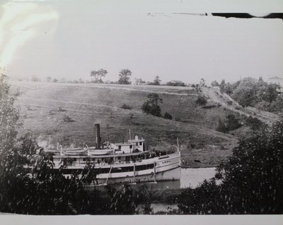 The Steamer &quot;Lakeside&quot;