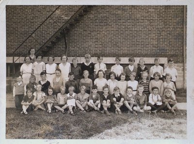 Class Portrait at Grapeview School, St. Catharines