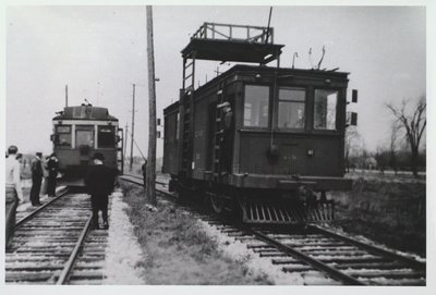 NS&T Car #132 & Line Car #31 at a meet on the Welland Division Fantrip