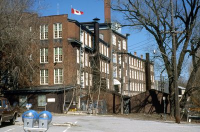 Canada Hair Cloth Building