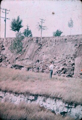 Along the Welland Ship Canal