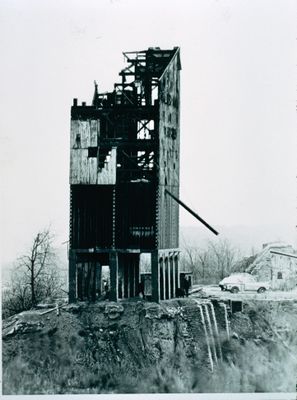 Demolition of a Crushed Stone Sizing Plant