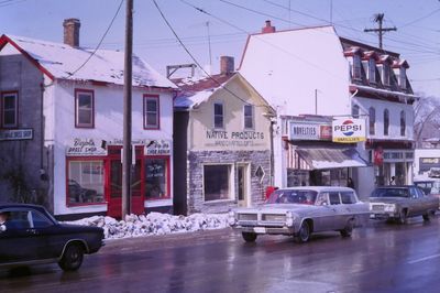 Businesses on Geneva Street