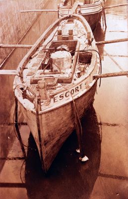 The Tug &quot;Escort&quot;