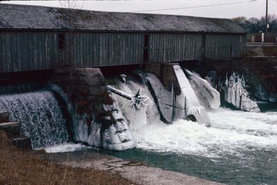 A Covered Weir