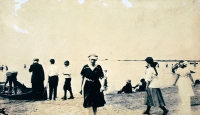 Beach at Lakeside Park, Port Dalhousie