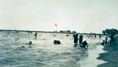 Swimming at Lakeside Park, Port Dalhousie