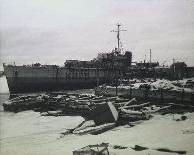 Dismantling the H.M.C.S. Port Colborne River-Class Frigate