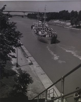 Cargo ship &quot;Prins Willem II&quot; of Rotterdam on the Welland Canal, St. Catharines