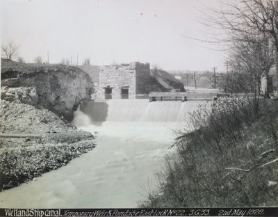 Temporary weir and pondage, Welland Ship Canal, Thorold