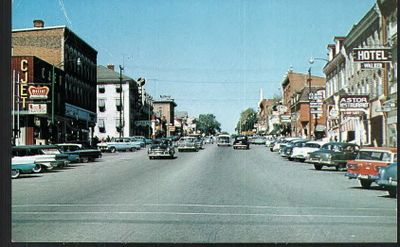 Beckwith Street looking north, Smiths Falls postcard