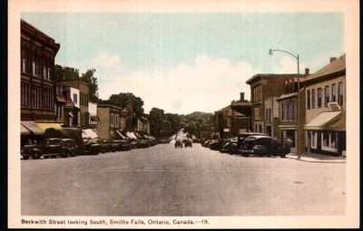 Beckwith Street looking south, Smiths Falls postcard