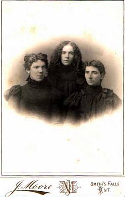 Studio photograph of three unidentified young women,  Smiths Falls