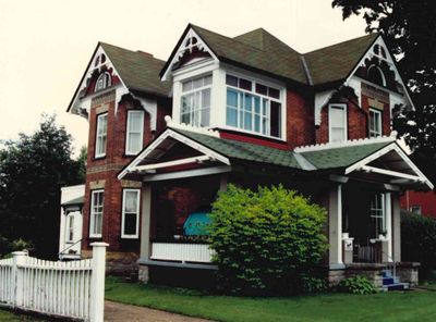 16 Maple Avenue, Smiths Falls, 1989