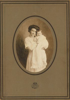 Studio photograph of May (Lee) Little and daughter, Lila by Hugh Ross, Smiths Falls, 1912