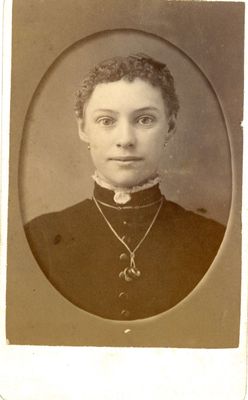 Studio photograph of an unidentified young woman, Smiths Falls, ca. 1880-1900