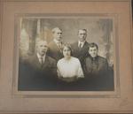 Studio photograph of the Ringer Family, Smiths Falls, ca.1919
