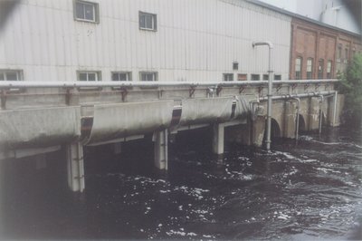 Barrage hydro-électrique sur la Rivière Sturgeon, Sturgeon Falls / Hydro Dam on the Sturgeon River, Sturgeon Falls