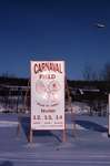 "Oscar le Castor" annonce le carnaval de Field en 1993 / The beaver mascot of the Field carnival is still announcing annual winter carnivals