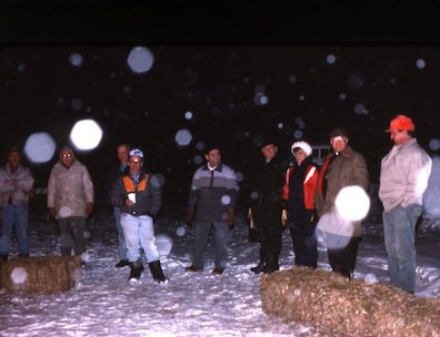 Ouverture du carnaval au Centre récréatif de Field / A huge bonfire officially started all Field winter carnivals