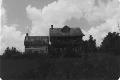 Deer Lake Lodge, South River Area 
