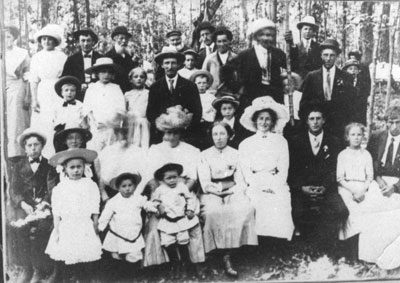 Group Photograph of Picnic at Mecanoma, South River Area, circa 1920