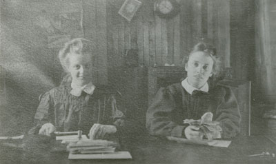 Ena Holditch & Daughter Margaret, South River, circa 1930