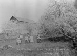 Family Photo on Knowls' Family Fruit Farm