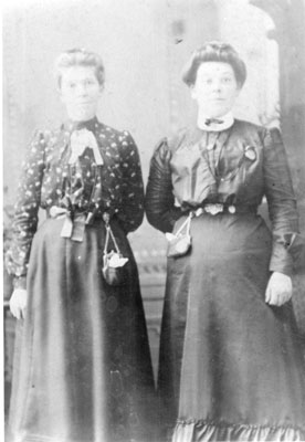 Mrs. Joe Pinkerton and Mrs. Dingman, circa 1890