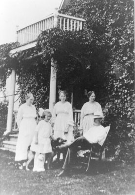 Group Photograph in Front of Dave Valentine's House, circa 1925