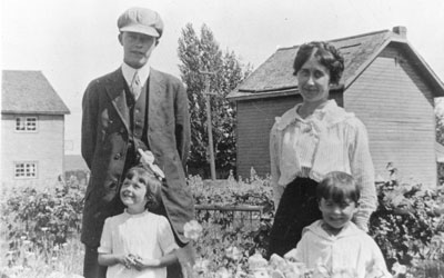 Group Photograph of Tot Lang, Bill McCormack, George Ganton, and Lottie McCormack, circa