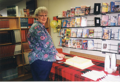 Cutting the Cake Celebrating 100th Anniversary of the Sundridge Strong Library