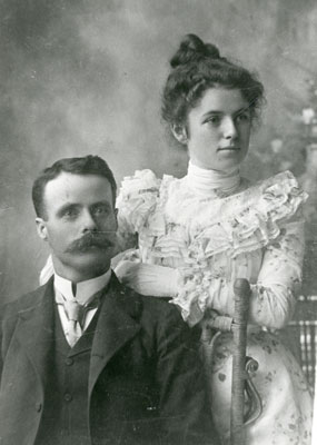 Portrait Photograph David and Eva Dunbar, circa 
