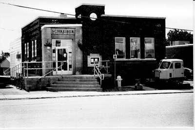 Schreiber Public Library (1997)