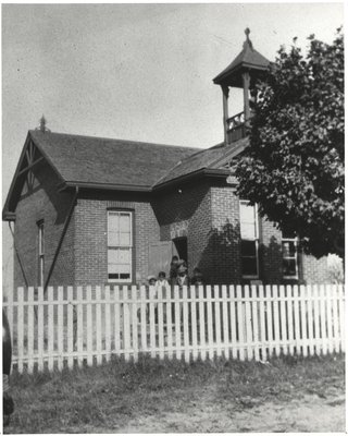 (Former) Six Nations School House #9