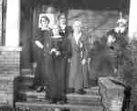 Agnes Macphail with her mother and supporters
