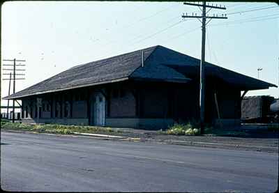 CPR Express Building 1st NW & Railway