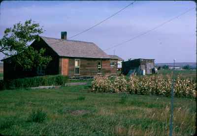 Non Modern House in Northwest Subdivision - 945 9th Ave NW