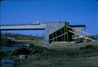 13th Ave NE Bridge - North End Superstructure