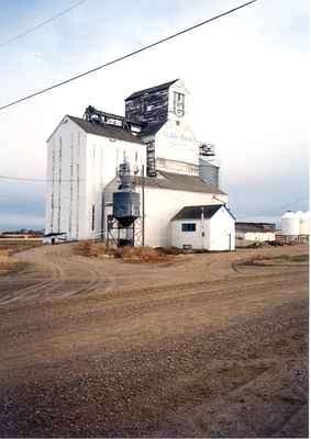 Grain Elevator in Glen Bain, Saskatchewan