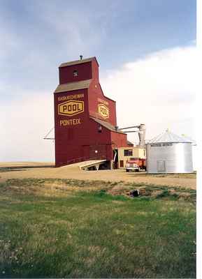 Grain Elevator in Ponteix, Saskatchewan